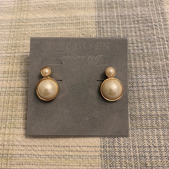 NWT Talbots Pearl Gold Stud Earrings - Picture 3 of 10